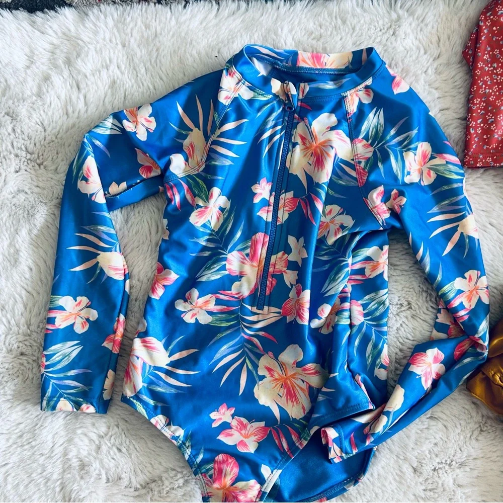 Super cute long sleeve Girls bathing swim suit bundle set 7-8 size